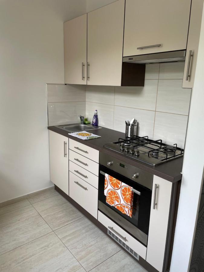 Katica Apartmanok Siofok Ngoại thất bức ảnh