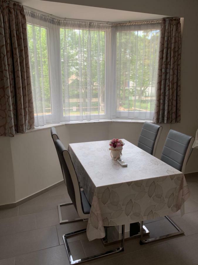 Katica Apartmanok Siofok Ngoại thất bức ảnh